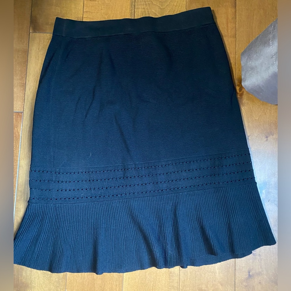 Skirt Tristan M/M NWOT
